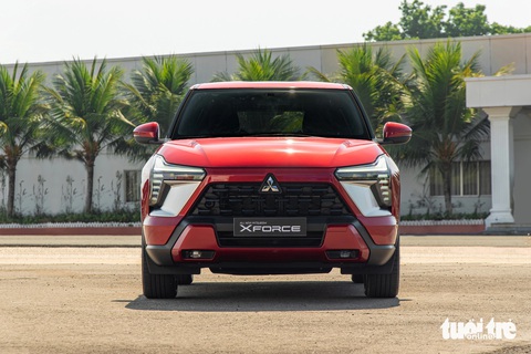 Mitsubishi Xforce chốt giá mới, còn từ 599 triệu đồng- Ảnh 1. Mitsubishi Xforce có giá bán mới hấp dẫn hơn - Ảnh: LÊ HOÀNG