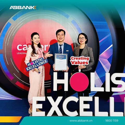ABBANK được bình chọn ‘Nhà tuyển dụng yêu thích 2023’- Ảnh 4. ABBANK được bình chọn ‘Nhà tuyển dụng yêu thích 2023’- Ảnh 4.