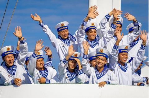 Rạng ngời - Ảnh: GIANG SƠN ĐÔNG Rạng ngời - Ảnh: GIANG SƠN ĐÔNG