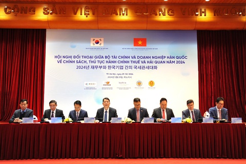 Doanh nghiệp Hàn Quốc phản ánh bị đánh thuế 2 lần, chậm hoàn thuế VAT- Ảnh 1. Theo Bộ Tài chính, 5 năm qua, các doanh nghiệp Hàn Quốc đã nộp 175.000 tỉ đồng cho ngân sách Việt Nam - Ảnh: CTV