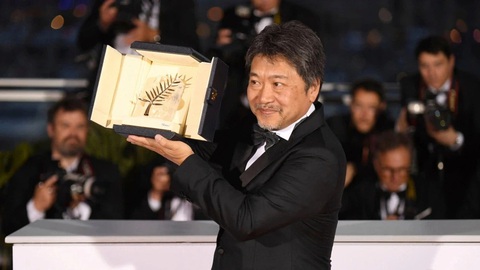 Kore-eda Hirokazu - 'quốc bảo điện ảnh' Nhật Bản dự Liên hoan phim TP.HCM- Ảnh 1. Đạo diễn Kore-eda Hirokazu được xem như báu vật của điện ảnh Nhật Bản, là "cha đẻ" của nhiều bộ phim nổi tiếng thế giới.
