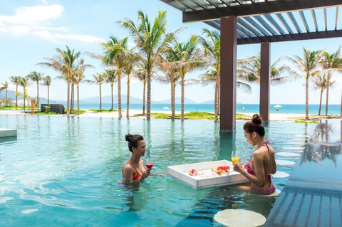 Những điểm check-in lý tưởng tại Nha Trang - Cam Ranh- Ảnh 6. ALMA Resort là điểm đến check-in quen thuộc của giới trẻ, gia đình với đa dạng tiện ích cao cấp.
