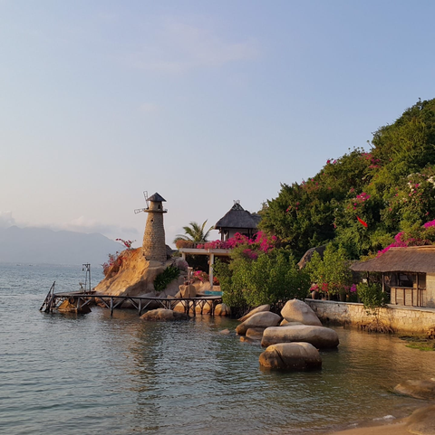 Những điểm check-in lý tưởng tại Nha Trang - Cam Ranh- Ảnh 4. Resort Ngọc Sương là bối cảnh của nhiều bộ phim nổi tiếng - Ảnh: KDL Ngọc Sương