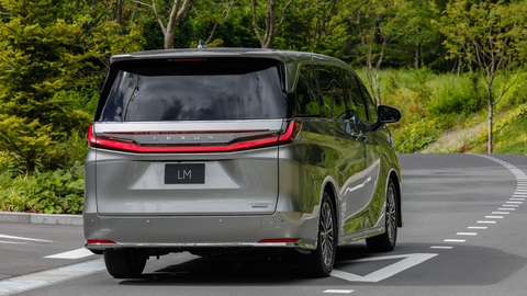 Hai xe Lexus mới dự kiến về Việt Nam sau Tết: LM mạnh hơn, GX off-road sang xịn mịn- Ảnh 7. Hai xe Lexus mới dự kiến về Việt Nam sau Tết: LM mạnh hơn, GX off-road sang xịn mịn- Ảnh 7.