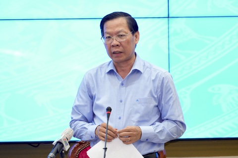 Thủ tướng: Phân cấp tối đa cho TP.HCM, bộ nào không phân cấp phải làm rõ- Ảnh 3. Chủ tịch UBND TP.HCM Phan Văn Mãi nêu ý kiến - Ảnh: HỮU HẠNH