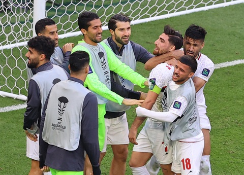 Iran thắng kịch tính phút 90+6, Nhật Bản dừng bước ở Asian Cup 2023- Ảnh 1. Iran giành chiến thắng nghẹt thở trước Nhật Bản ở tứ kết Asian Cup 2023 - Ảnh: REUTERS