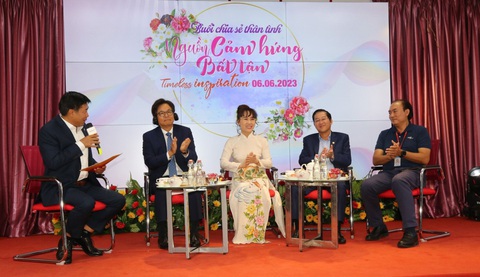 HDBank tổ chức hội nghị nhà đầu tư, định hướng tăng trưởng cao, bền vững- Ảnh 3. HDBank được Viện Thành viên Hội đồng quản trị Việt Nam (VIOD) trao giải thưởng Board of the Year - Ảnh: HDBank