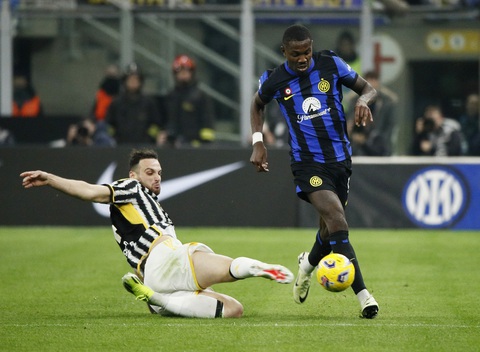 Tin tức thể thao sáng 5-2: Real Madrid hòa Atletico; Inter đánh bại Juventus- Ảnh 2. Inter Milan bứt lên trong cuộc đua vô địch khi đánh bại chính Juventus - Ảnh: REUTERS