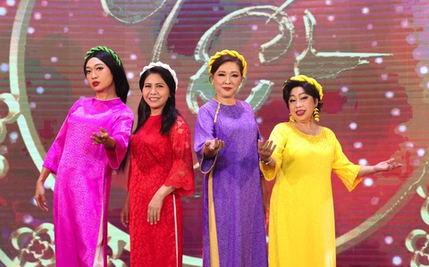 Từ trái qua: Năm Chà, Thuỵ Mười, Phương Dung, Phi Phụng - Ảnh: BTC Từ trái qua: Năm Chà, Thụy Mười, Phương Dung, Phi Phụng - Ảnh: BTC