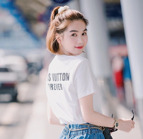 Ngọc Trinh xin lỗi khán giả vì những sai lầm vừa qua - Ảnh: Facebook nhân vật Ngọc Trinh xin lỗi khán giả vì những sai lầm vừa qua - Ảnh: Facebook nhân vật