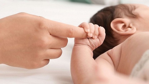 Nhiều cặp đôi ám ảnh với câu hỏi về chuyện sinh con trong dịp Tết - Ảnh minh họa Nhiều cặp đôi ám ảnh với câu hỏi về chuyện sinh con trong dịp Tết - Ảnh minh họa