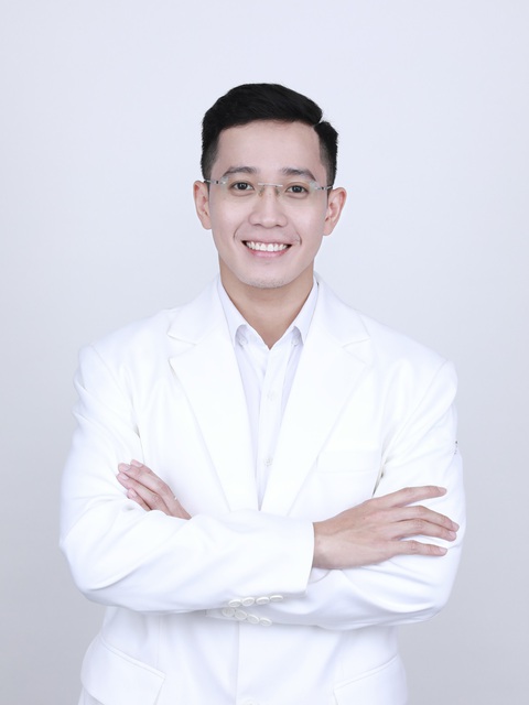Mặt sáng, dáng xinh không quá khó!- Ảnh 3. Bác sĩ CKI da liễu Nguyễn Ngọc Đức - Ảnh: NVCC