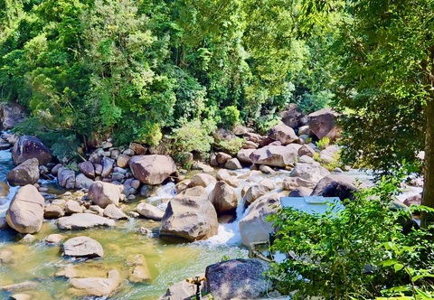 Thí điểm đưa du khách lên đỉnh Hòn Bà- Ảnh 3. Vẻ đẹp của Hòn Bà vẫn chưa được khai thác xứng với tiềm năng - Ảnh: MINH CHIẾN