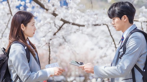 Park Shin Hye quay lại làm bác sĩ trong phim gây sốt Doctor Slump- Ảnh 1. Doctor Slump là bộ phim gây sốt của Park Shin Hye và Park Hyung Sik - Ảnh: Soompi