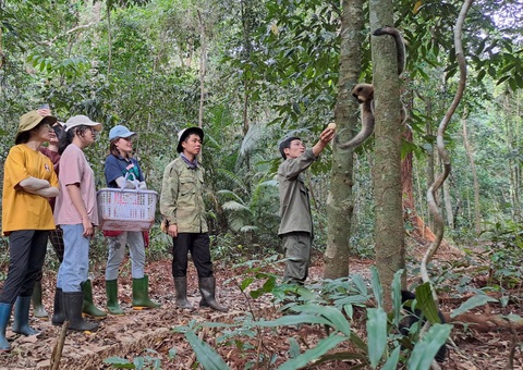 Trải nghiệm đáng nhớ của người trẻ được mục sở thị những động vật quý hiếm - Ảnh: NGUYỄN THÀNH NAM Trải nghiệm đáng nhớ của người trẻ được mục sở thị những động vật quý hiếm - Ảnh: NGUYỄN THÀNH NAM
