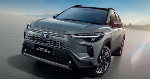 Toyota Corolla Cross 2025 ra mắt Đông Nam Á, về Việt Nam sau Tết- Ảnh 2. Phần đầu xe Toyota Corolla Cross bản Đông Nam Á được làm lại khá rõ với đèn pha và tản nhiệt mới - Ảnh: Toyota