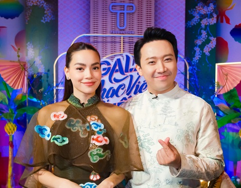Hồ Ngọc Hà và Trấn Thành trở thành cặp MC bền bỉ của Gala nhạc Việt trong 11 năm qua - Ảnh: BTC Hồ Ngọc Hà và Trấn Thành trở thành cặp MC bền bỉ của Gala nhạc Việt trong 11 năm qua - Ảnh: BTC