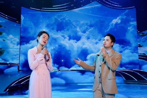 Hoa xuân ca 2024 hội tụ dàn 'sao' khủng nhất Việt Nam- Ảnh 7. Hoa xuân ca 2024 hội tụ dàn 'sao' khủng nhất Việt Nam- Ảnh 7.