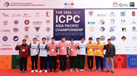 65 đội tuyển châu Á - Thái Bình Dương tranh suất vào chung kết ICPC toàn cầu- Ảnh 1. Ba đội tuyển thuộc Trường đại học Công nghệ - Đại học Quốc gia Hà Nội tham dự vòng chung kết ICPC Asia Pacific Championship - Ảnh: VNU