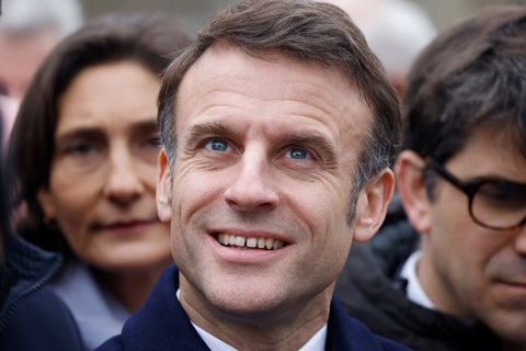 Vì sao ông Macron nghiêm túc với kịch bản lính NATO đến Ukraine?- Ảnh 1. Tổng thống Pháp Emmanuel Macron dự lễ khánh thành ngôi làng Olympic 2024 ở Saint-Denis, phía bắc Paris (Pháp) ngày 29-2 - Ảnh: REUTERS