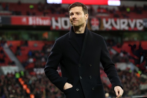 Ngai vàng lung lay của Bayern Munich- Ảnh 2. Lãnh đạo Bayern Munich không mời Xabi Alonso - ẢNh: REUTERS