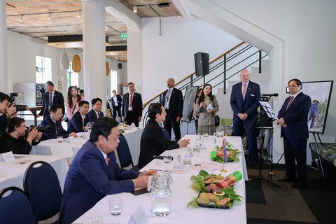 Thủ tướng kỳ vọng đột phá trong hợp tác kinh tế nông nghiệp Việt Nam - New Zealand- Ảnh 2. Thủ tướng Phạm Minh Chính phát biểu tại PFR - Ảnh: NHẬT BẮC
