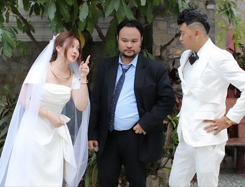 'Nhóm hài tỉ view' FAPTV tiết lộ bí quyết thành công- Ảnh 2. 'Nhóm hài tỉ view' FAPTV tiết lộ bí quyết thành công- Ảnh 2.