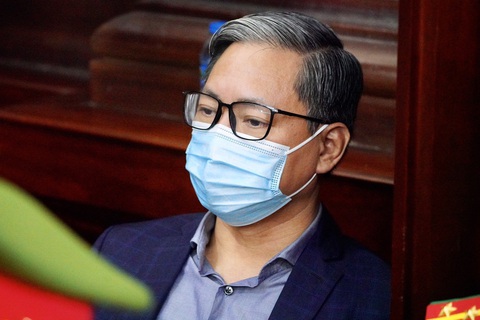 Vụ Vạn Thịnh Phát: Bà Trương Mỹ Lan xin tòa giảm nhẹ hình phạt cho ông Nguyễn Cao Trí- Ảnh 1. Bị cáo Nguyễn Cao Trí tại phiên tòa sáng 11-3 - Ảnh: HỮU HẠNH