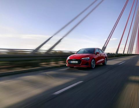 Audi A3 2025 ra mắt, thêm bản giả SUV nhìn như xe gầm cao thực sự- Ảnh 11. Audi A3 2025 ra mắt, thêm bản giả SUV nhìn như xe gầm cao thực sự- Ảnh 11.