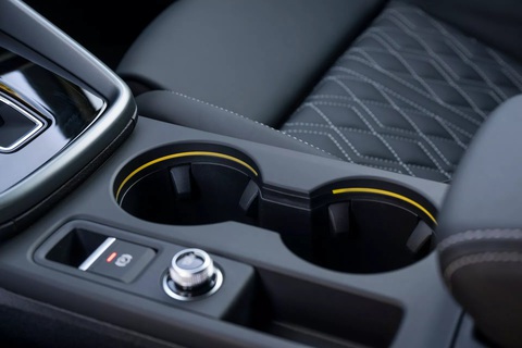 Audi A3 2025 ra mắt, thêm bản giả SUV nhìn như xe gầm cao thực sự- Ảnh 18. Audi A3 2025 ra mắt, thêm bản giả SUV nhìn như xe gầm cao thực sự- Ảnh 18.