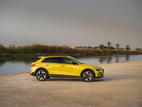 Audi A3 2025 ra mắt, thêm bản giả SUV nhìn như xe gầm cao thực sự- Ảnh 7. Audi A3 2025 ra mắt, thêm bản giả SUV nhìn như xe gầm cao thực sự- Ảnh 7.