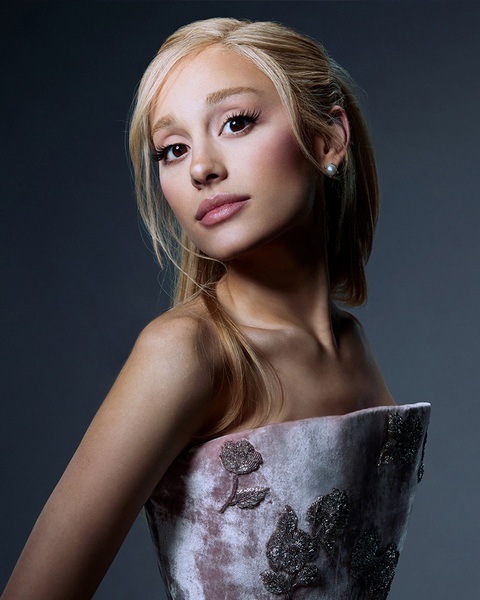 Ariana Grande rạng ngời trong thiết kế của Trần Hùng - Ảnh: NVCC Ariana Grande rạng ngời trong thiết kế của Trần Hùng - Ảnh: NVCC