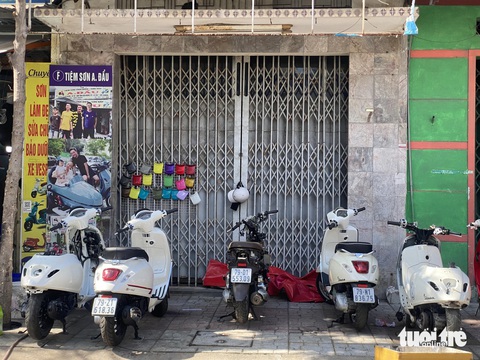 Cho đấu giá nhiều Cơ sở nhà đất số 76 Hoàng Văn Thụ (TP Nha Trang) - Ảnh: TRẦN HƯỚNG