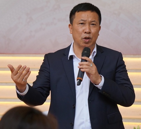 NSND Nguyễn Công Bẩy - giám đốc Nhà hát Hồ Gươm chia sẻ tại buổi công bố - Ảnh: T.ĐIỂU NSND Nguyễn Công Bẩy - giám đốc Nhà hát Hồ Gươm chia sẻ tại buổi công bố - Ảnh: T.ĐIỂU