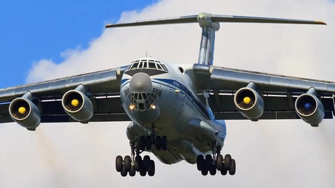 Mẫu máy bay vận tải quân sự Ilyushin Il-76 của Nga - Ảnh: FORBES Mẫu máy bay vận tải quân sự Ilyushin Il-76 của Nga - Ảnh: FORBES