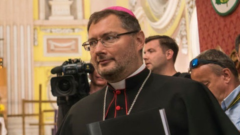 Ukraine nói những gì khi triệu tập sứ thần Vatican?- Ảnh 1. Tổng giám mục Visvaldas Kulbokas, sứ thần Tòa thánh tại Ukraine - Ảnh: BBC/GETTY IMAGES