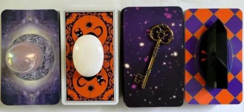 Tarot: Bạn dịu dàng như mùa xuân hay dữ dội như mùa hè?- Ảnh 1. Tarot: Bạn dịu dàng như mùa xuân hay dữ dội như mùa hè?- Ảnh 1.