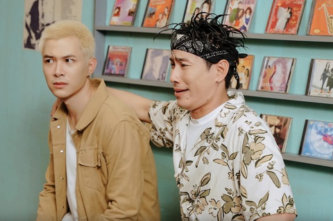 Phim Gặp lại chị bầu của đạo diễn Đoàn Nhất Trung - Ảnh: ĐPCC Phim Gặp lại chị bầu của đạo diễn Đoàn Nhất Trung có tên na ná với Cua lại vợ bầu - cũng của đạo diễn này - cách đây 5 năm - Ảnh: ĐPCC