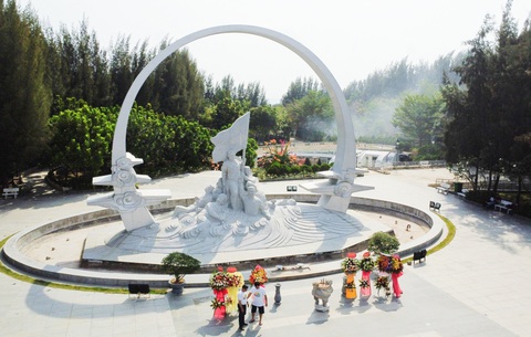 Tượng đài Tượng đài
