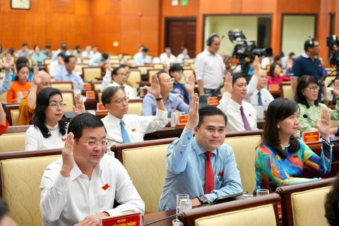 HĐND TP.HCM bàn cụ thể hóa nghị quyết 98 và công tác nhân sự- Ảnh 1. Đại biểu tham dự kỳ họp thứ 13 HĐND TP.HCM - Ảnh: HỮU HẠNH