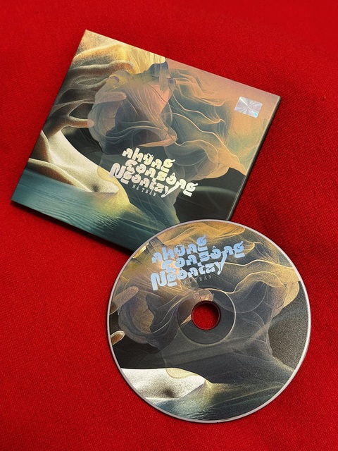 Hà Trần trở lại với album Những con sông ngón tay - Ảnh: NGUYỄN THANH LAN Hà Trần trở lại với album Những con sông ngón tay - Ảnh: NGUYỄN THANH LAN