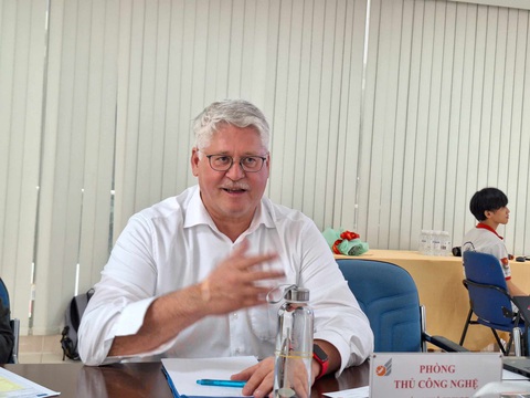 Đang tuyển học viên Việt Nam qua Đức học nghề, đào tạo có lương- Ảnh 2. Ông Thomas Malcherek - Ảnh: TRỌNG NHÂN