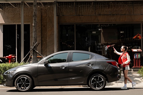 Mazda điều chỉnh giá bán nhiều dòng xe- Ảnh 2. New Mazda2 được giảm giá ưu đãi trong đợt này