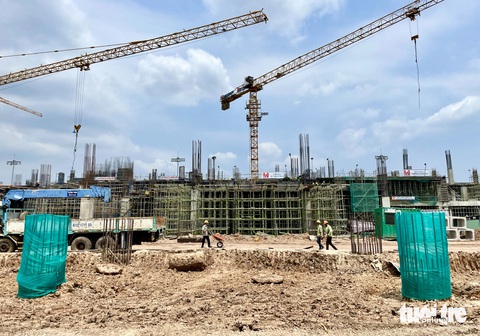 Hoàn thành nhà ga T3 Tân Sơn Nhất trong năm 2025- Ảnh 4. Hiện nay dự án đã hoàn thành hơn 81% khối lượng - Ảnh: CHÂU TUẤN