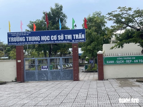 Đề nghị kỷ luật hiệu trưởng chi sai khi mua văn phòng phẩm do vợ bán- Ảnh 1. Thanh tra huyện Vĩnh Thuận đề nghị chủ tịch UBND huyện xử lý kỷ luật hiệu trưởng Trường THCS Thị Trấn theo quy định - Ảnh: MINH KHANG
