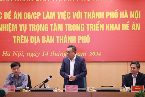 Cấp lý lịch tư pháp trực tuyến trên ứng dụng VNeID từ 30-3- Ảnh 2. Chủ tịch UBND TP Hà Nội Trần Sỹ Thanh phát biểu tại phiên họp - Ảnh: UBND TP Hà Nội