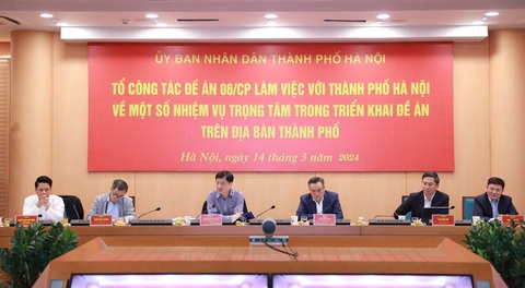 Cấp lý lịch tư pháp trực tuyến trên ứng dụng VNeID từ 30-3- Ảnh 1. Toàn cảnh phiên họp - Ảnh: UBND TP Hà Nội