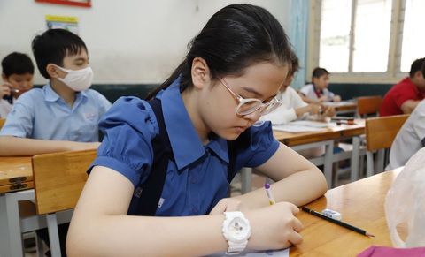 Thí sinh làm bài khảo sát tuyển sinh lớp 6 Trường Trần Đại Nghĩa năm 2023 - Ảnh: NHƯ HÙNG Thí sinh làm bài khảo sát tuyển sinh lớp 6 Trường Trần Đại Nghĩa năm 2023 - Ảnh: NHƯ HÙNG