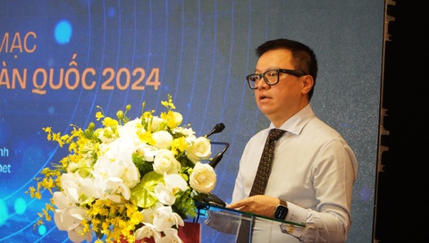 Diễn đàn báo chí 2024, nơi 'đào xới' các vấn đề cấp bách- Ảnh 1. Ông Lê Quốc Minh, phó trưởng Ban Tuyên giáo Trung ương, tổng biên tập báo Nhân Dân, phát biểu bế mạc - Ảnh: CẨM NƯƠNG