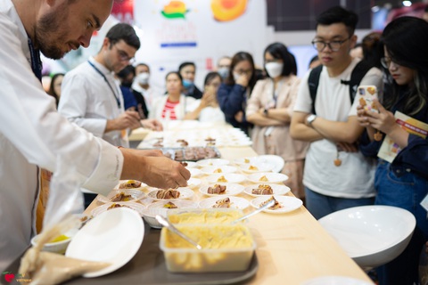 Nhiều hoạt động hấp dẫn được diễn ra tại triển lãm nhằm thu hút khách tham quan, thúc đẩy kết nối giao thương Nhiều hoạt động hấp dẫn được diễn ra tại triển lãm nhằm thu hút khách tham quan, thúc đẩy kết nối giao thương